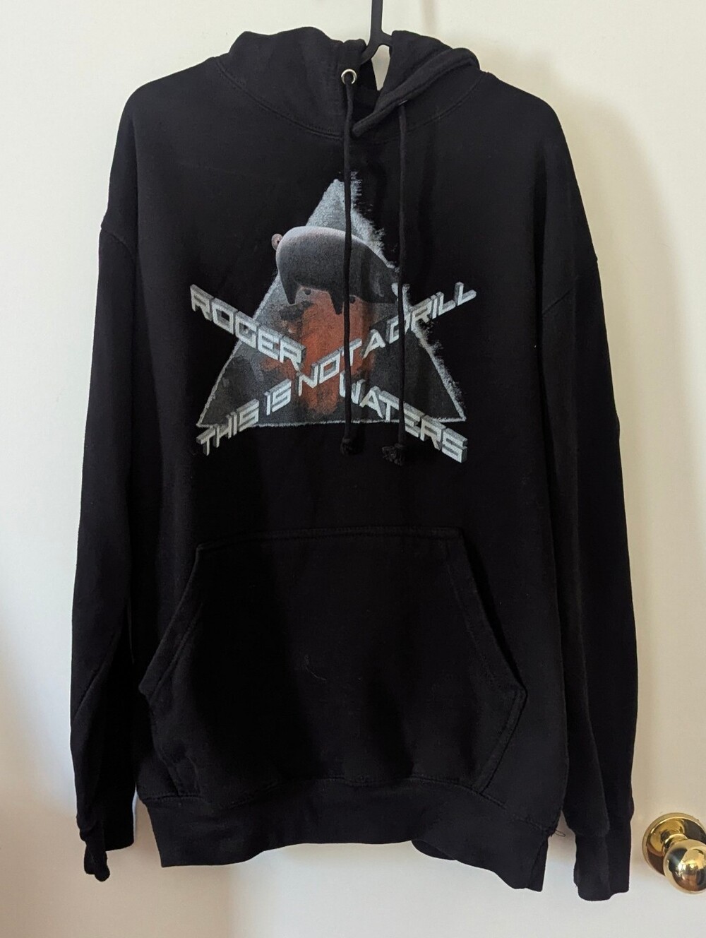 Roger Waters This Is Not A Drill 2022 Tour Size Small Black Band Tee Hoodie
